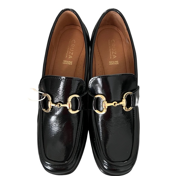 CRUZA NWT black patent women’s loafers size 9 - Picture 1 of 8
